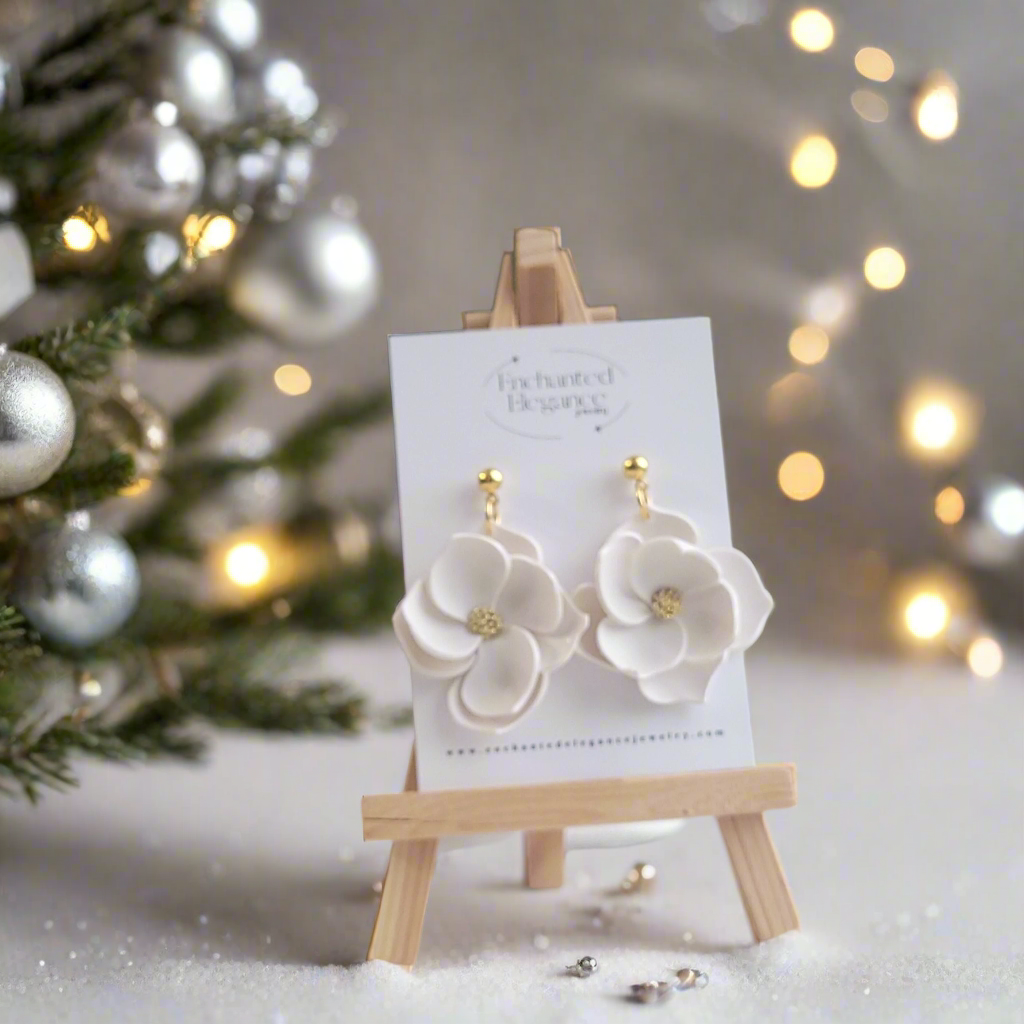 White Shimmering Tia Earrings