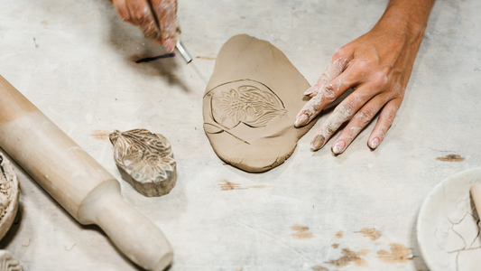 How to Prevent Hand Strain During Crafting