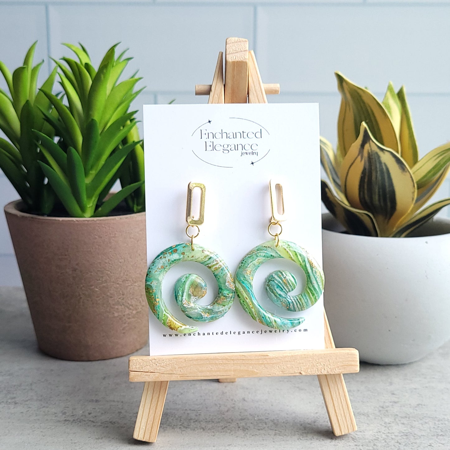 Green and Gold Agate Swirl Dangle Earring