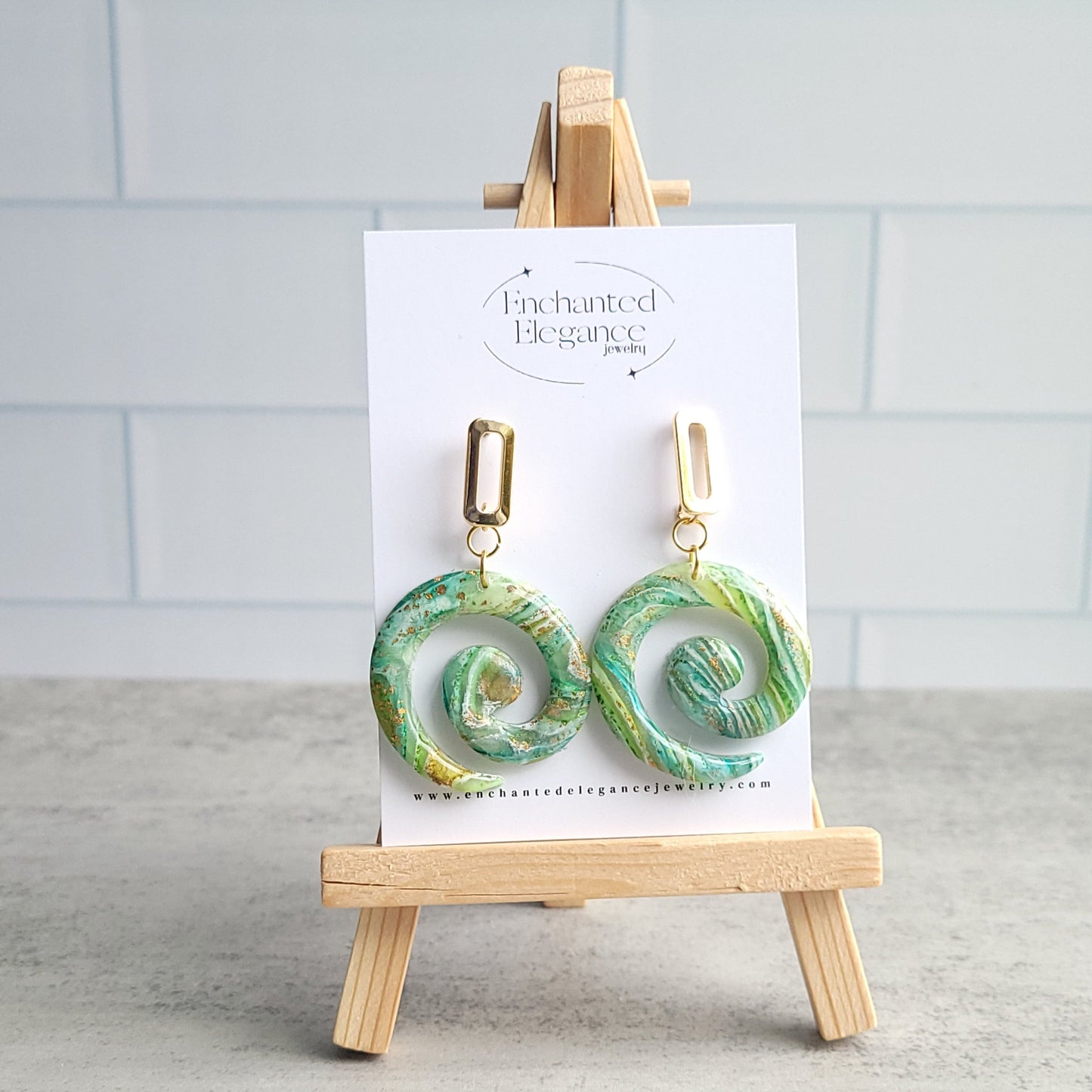 Green and Gold Agate Swirl Dangle Earring